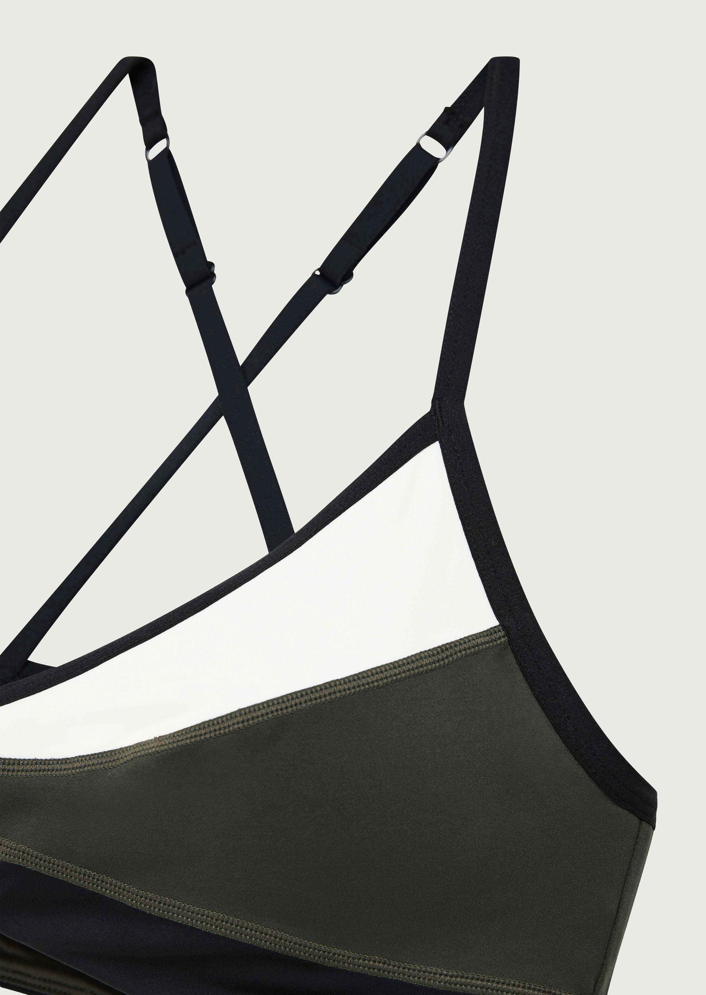 OVERLAND 2 SPORTS BRA IN FOREST NIGHT