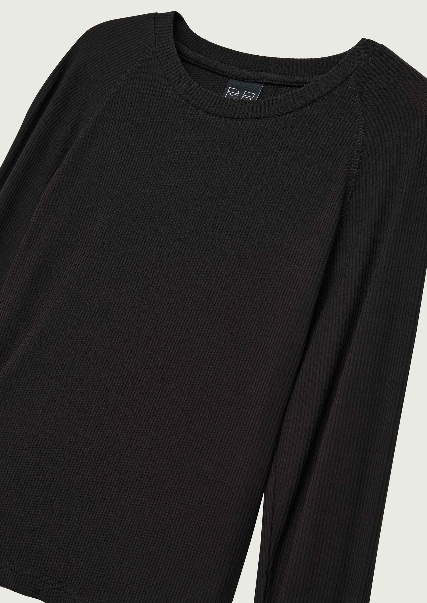 FREE PLAY 3.0 LONG SLEEVE RIB TEE IN BLACK