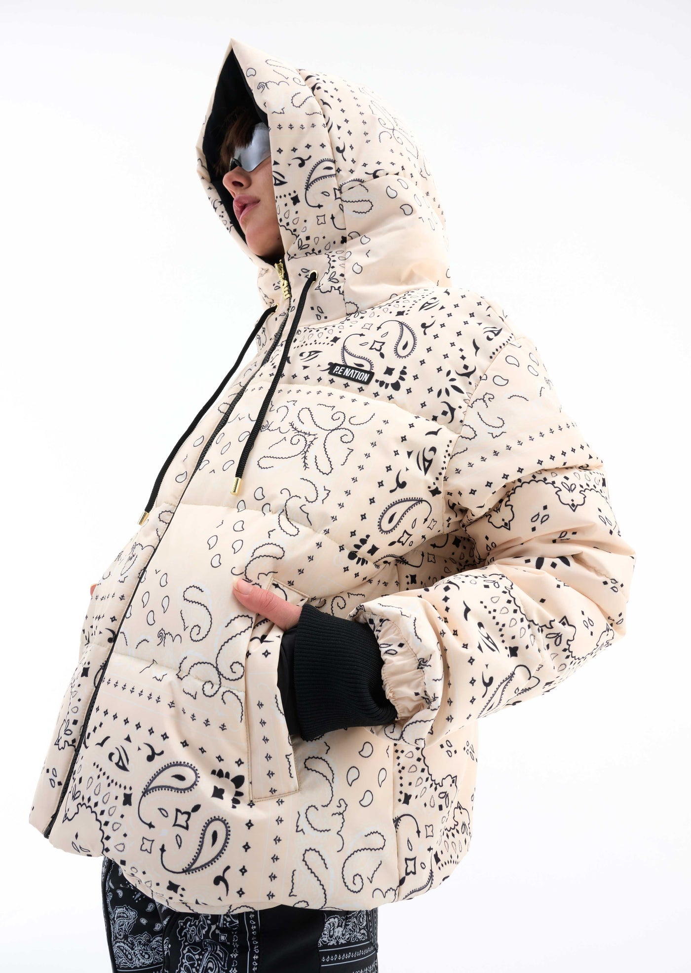 ANDORRA SNOW JACKET IN BANDANA PRINT PEARLED IVORY