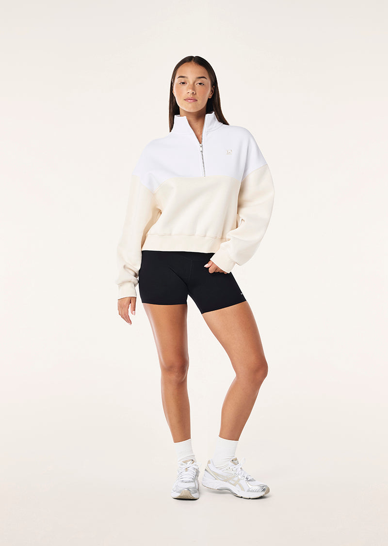 CENTRE FIELD SWEAT IN WHISPER WHITE