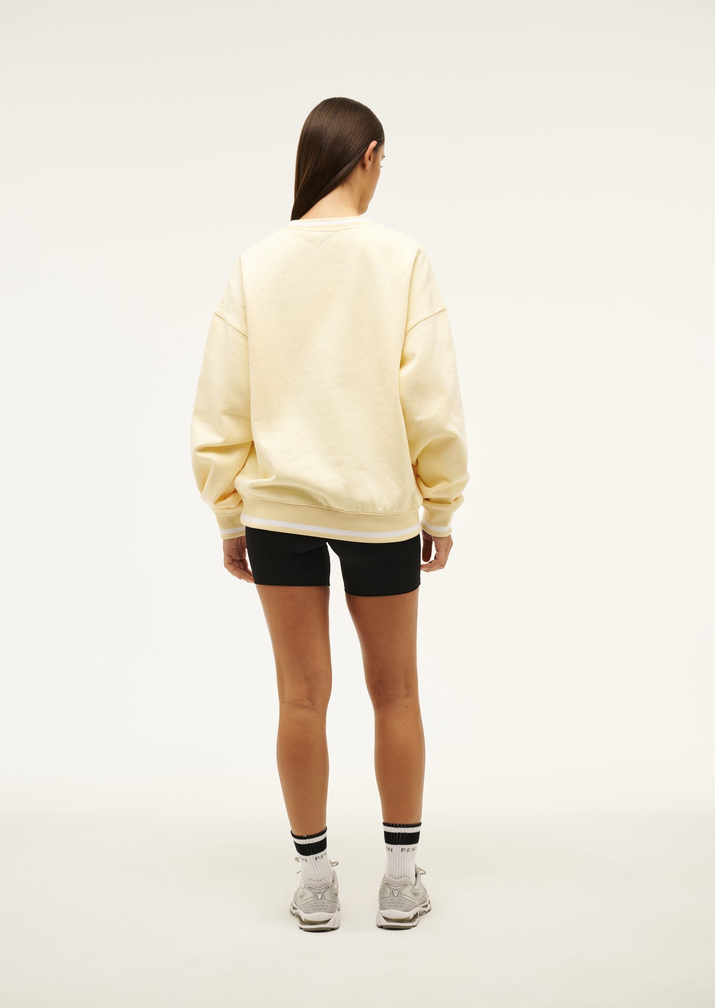 ICON SWEAT IN BUTTER