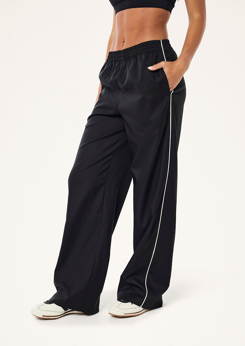 PARADISO PANT IN BLACK