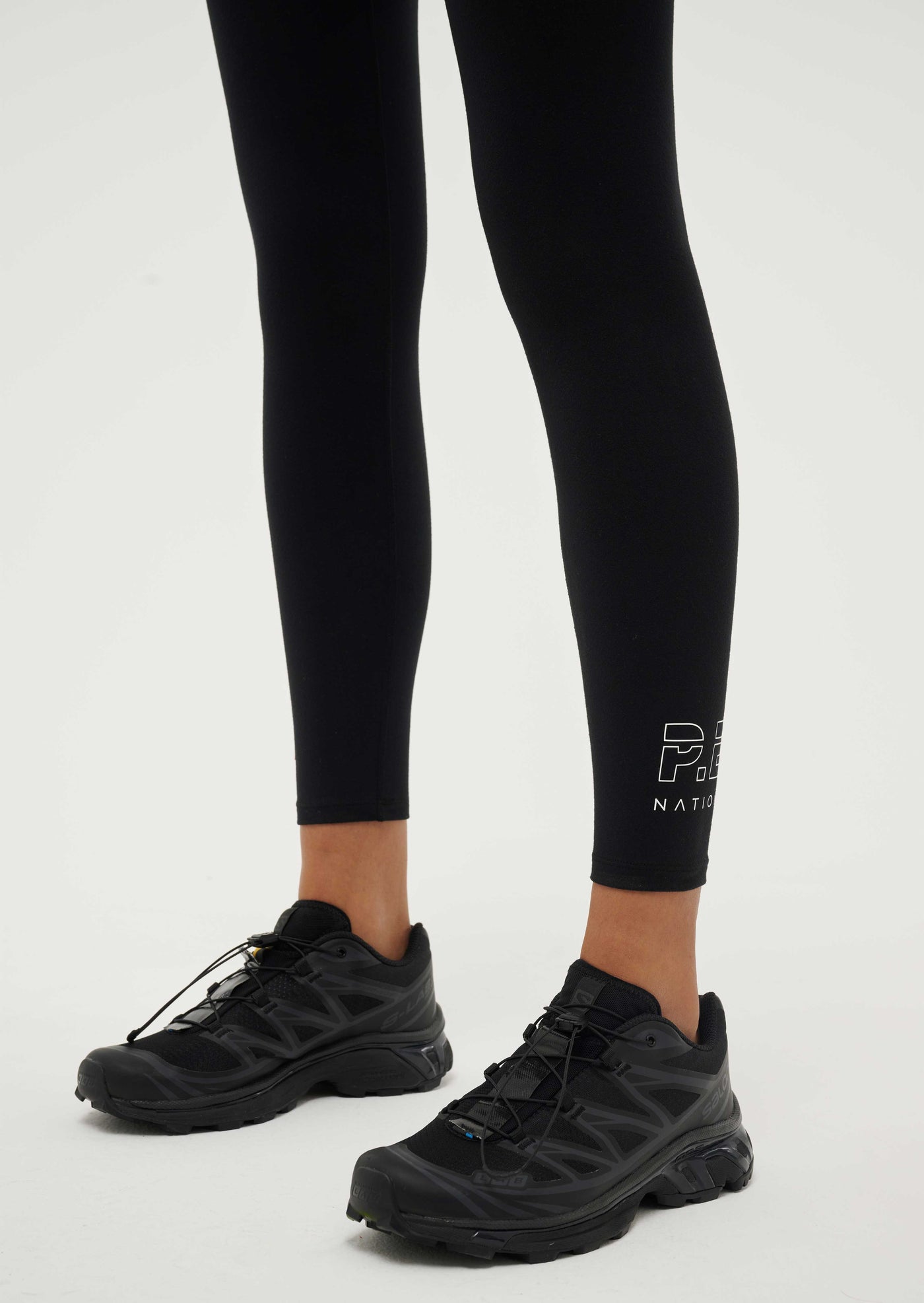 RECHARGE LEGGING IN BLACK