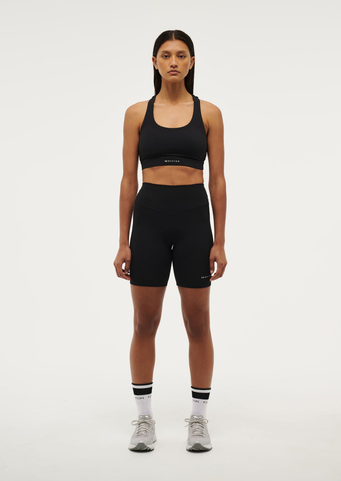 FREQUENCY SPORTS BRA IN BLACK