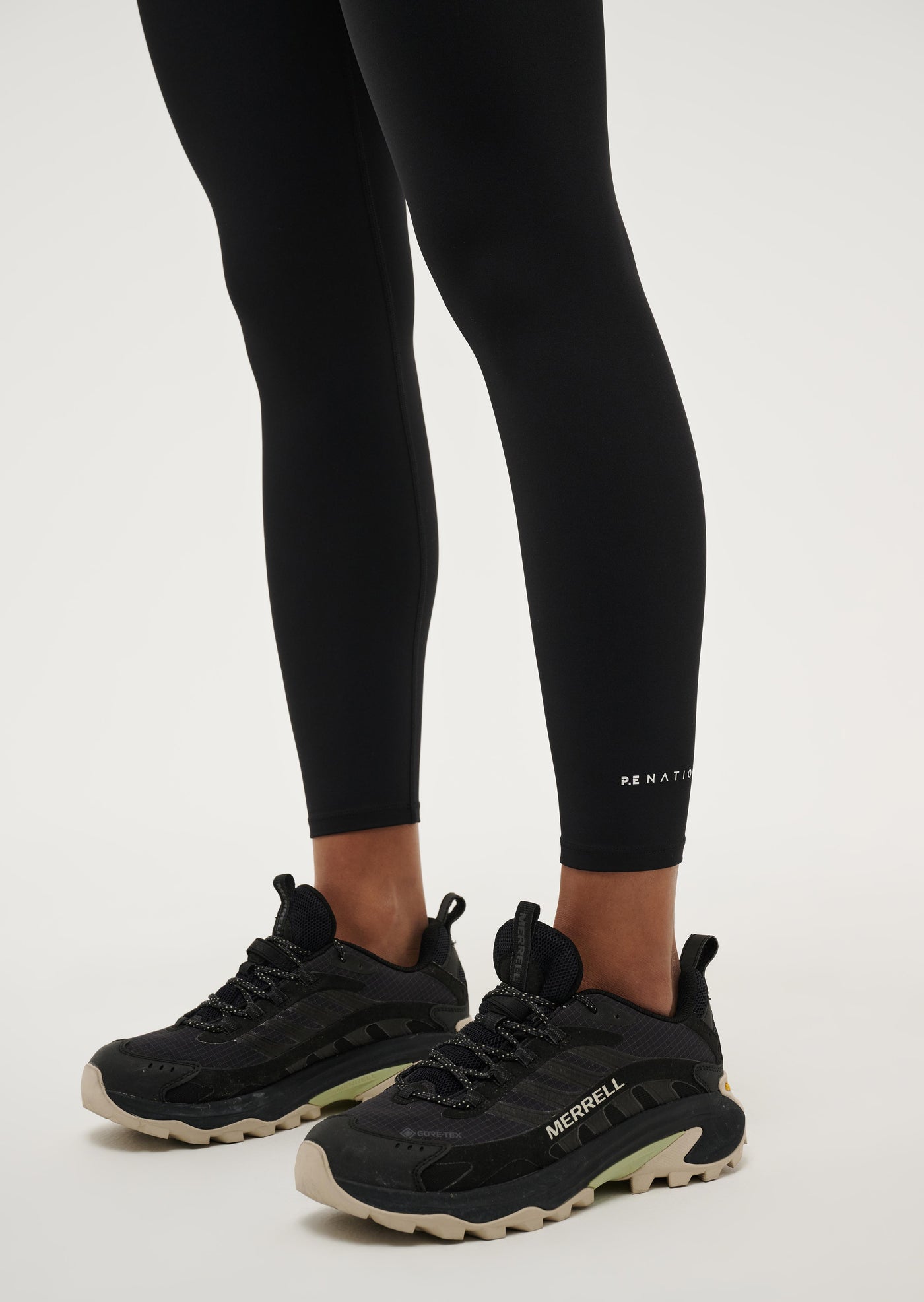 FREQUENCY FULL LENGTH LEGGING IN BLACK