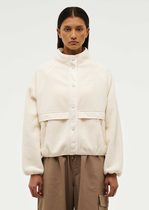 TECHNIQUE JACKET IN WHISPER WHITE