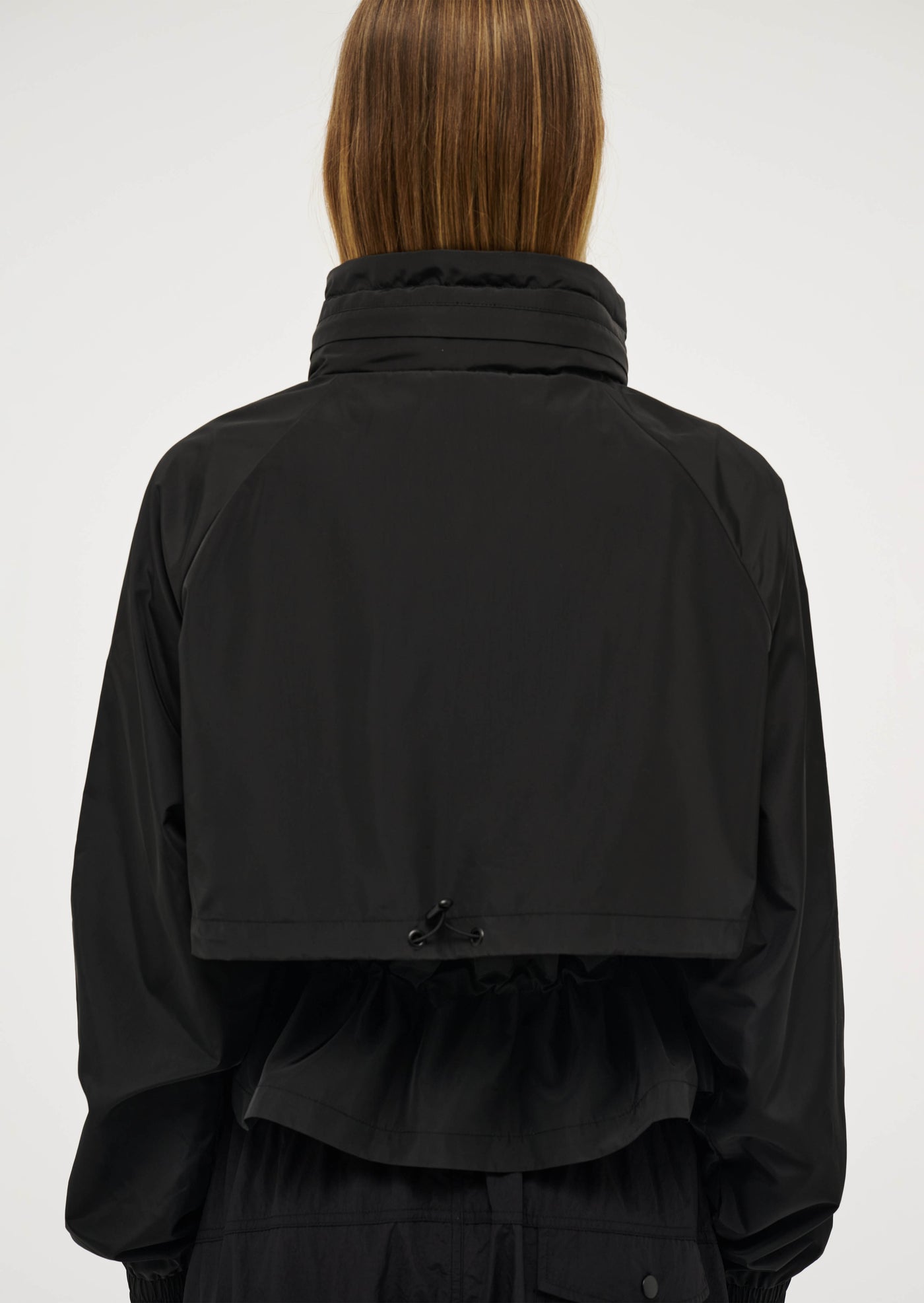 SHELTER JACKET IN BLACK