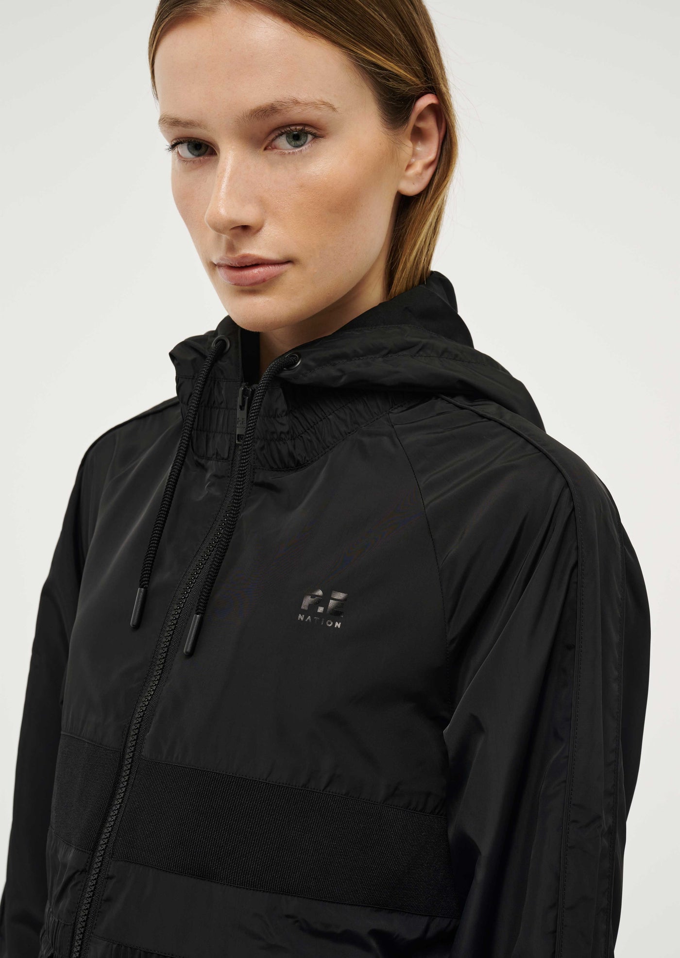 CROPPED MAN DOWN JACKET IN BLACK