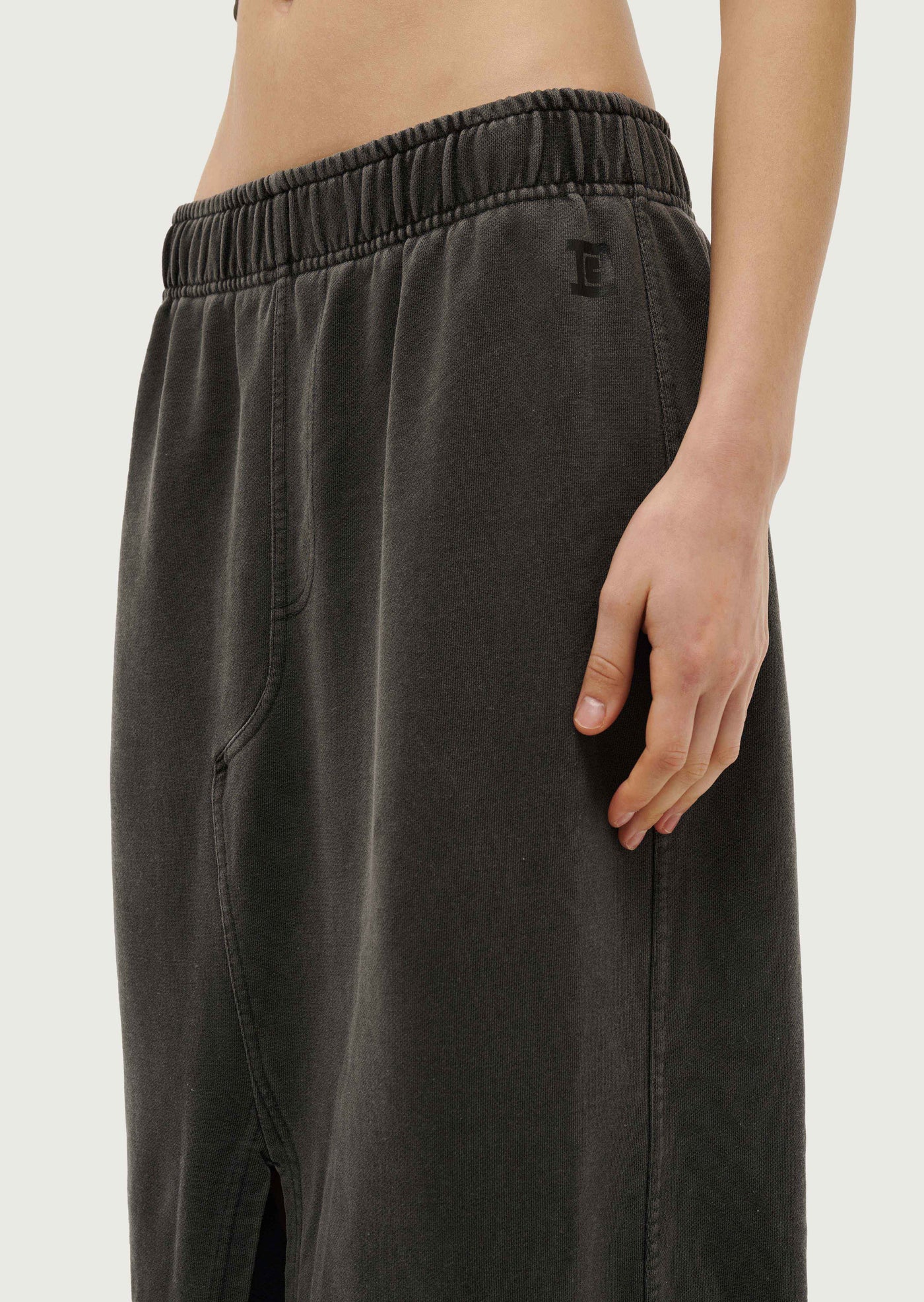 UNDERGROUND SKIRT IN WASHED BLACK