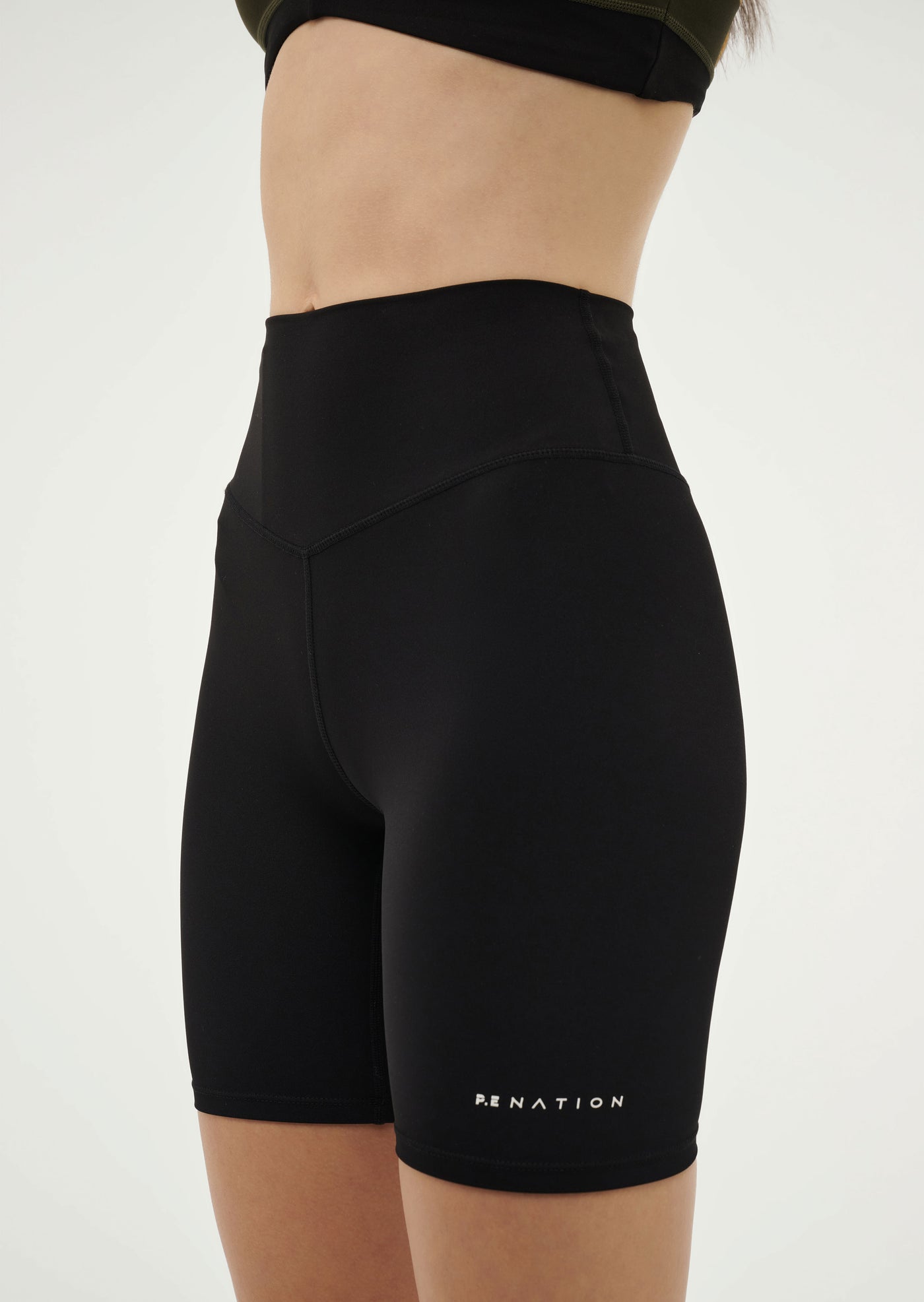 SIGNATURE 7" BIKE SHORT IN BLACK