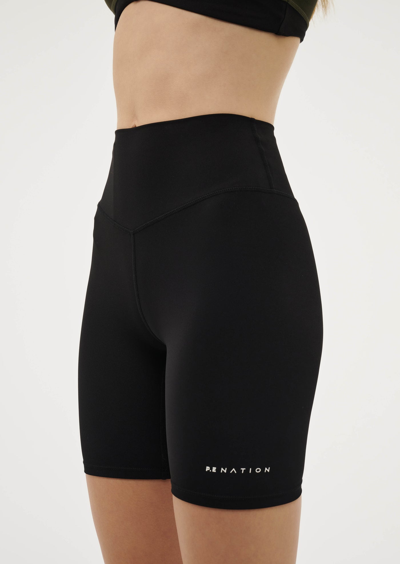 SIGNATURE 7" BIKE SHORT IN BLACK