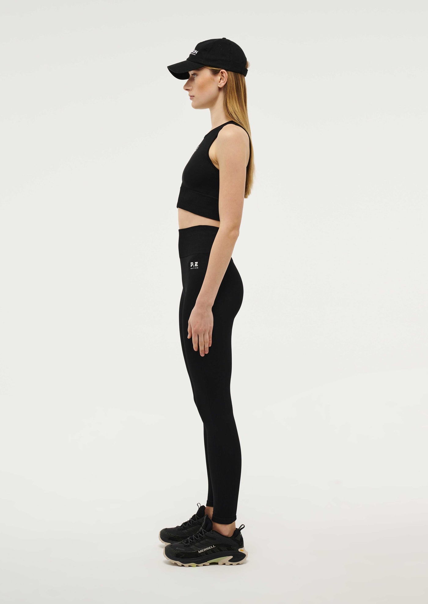 RESTORE SEAMLESS TANK IN BLACK