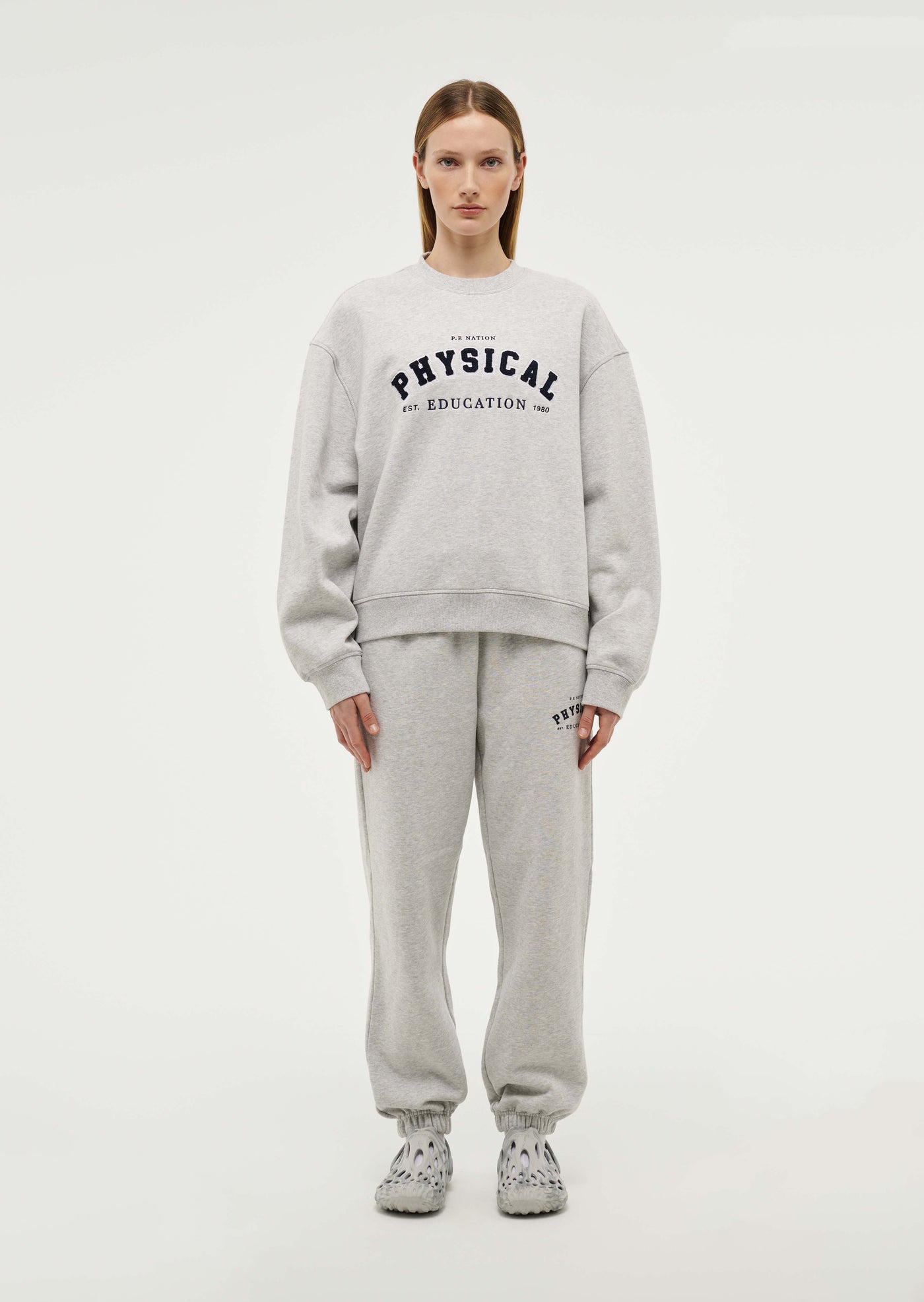 PHYSICAL TRACKPANT IN GREY MARLE