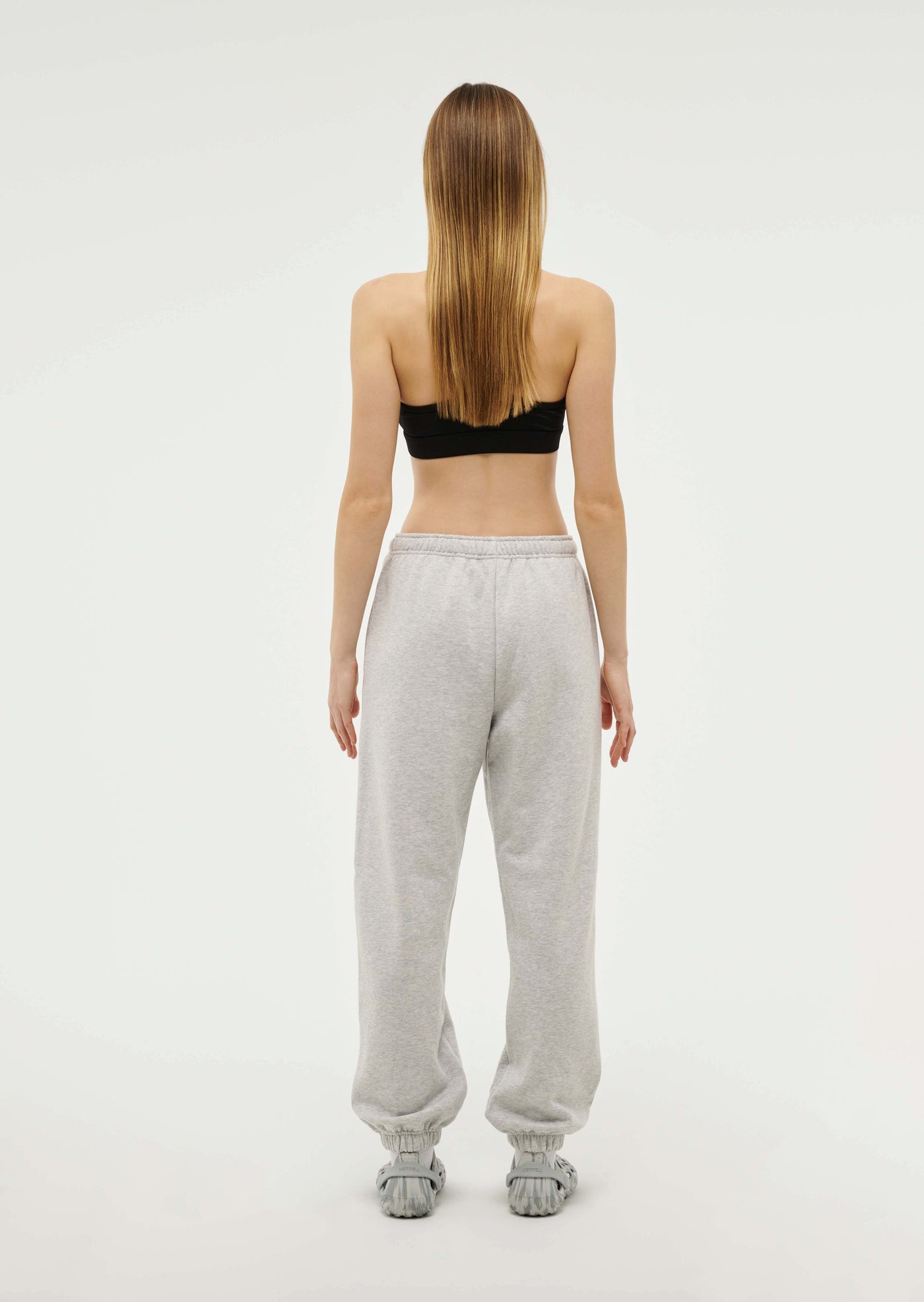 PHYSICAL TRACKPANT IN GREY MARLE