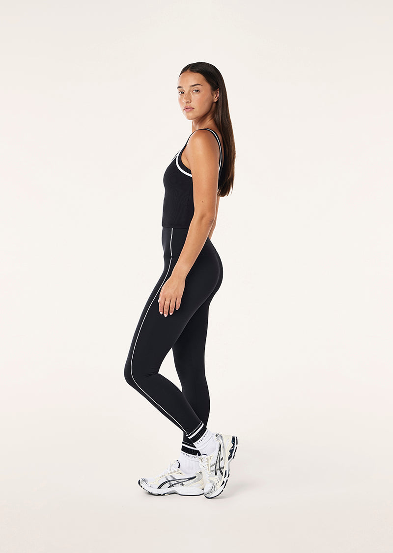 QUANTUM FULL LENGTH LEGGING IN BLACK