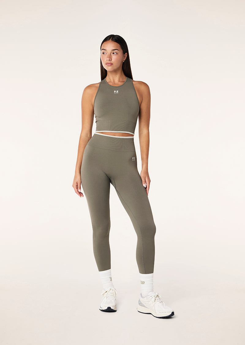 RESTORE SEAMLESS LEGGING IN KHAKI