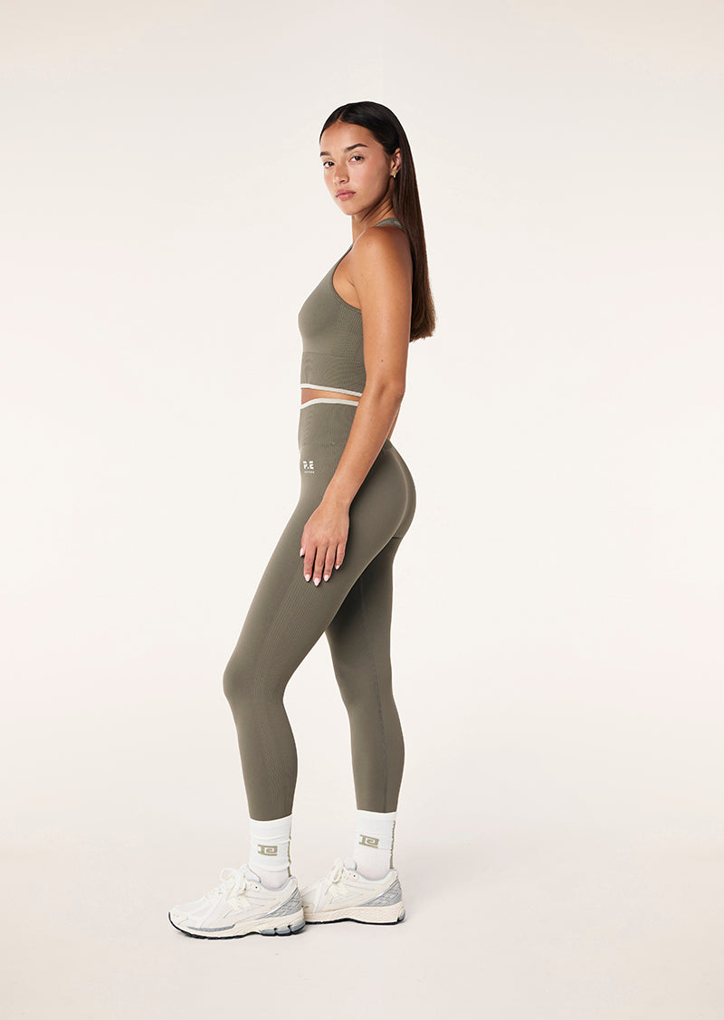 RESTORE SEAMLESS TANK IN KHAKI