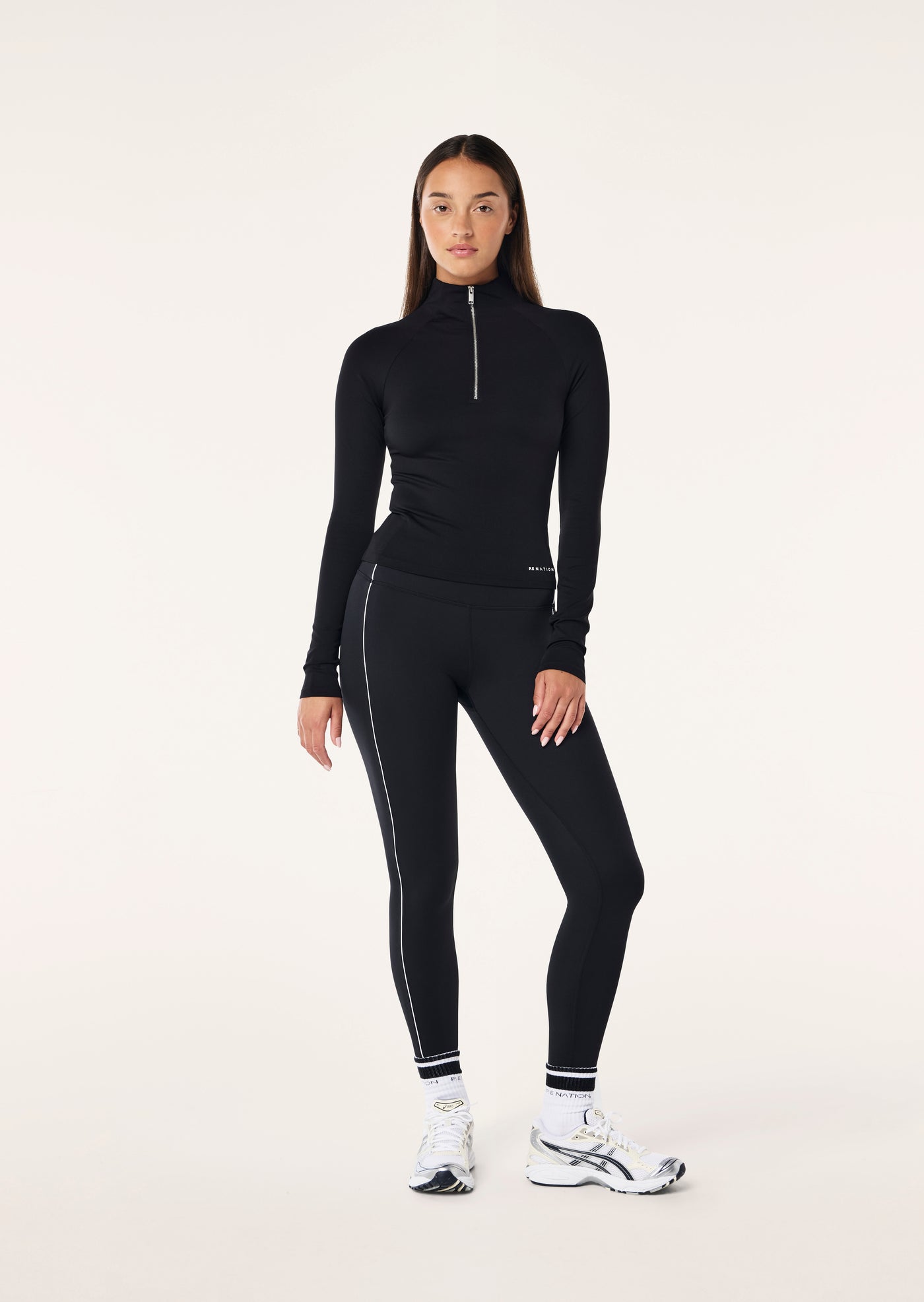 ROUTINE QUARTER ZIP LONG SLEEVE TOP IN BLACK